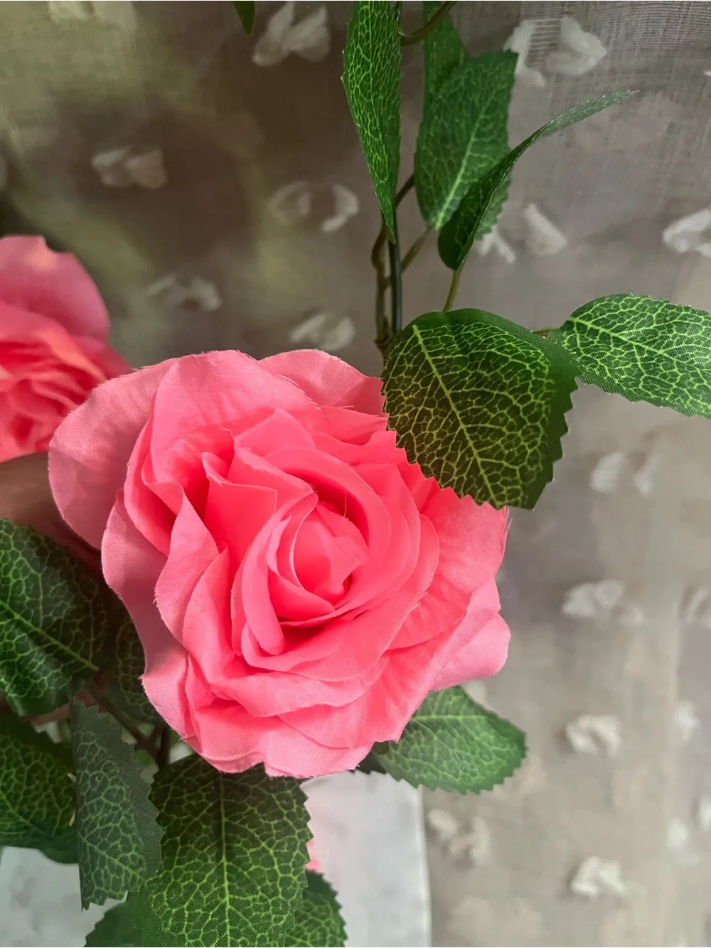 Vibrant Pink Artificial Rose Flowers Garland Vine